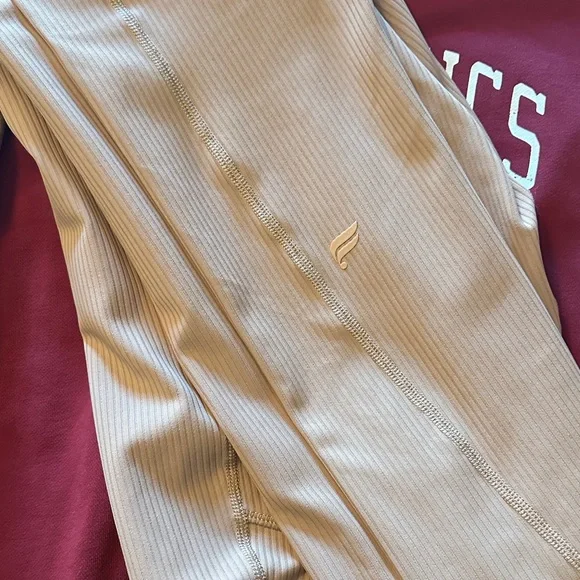 Fabletics Brown Leggings - Picture 3 of 4